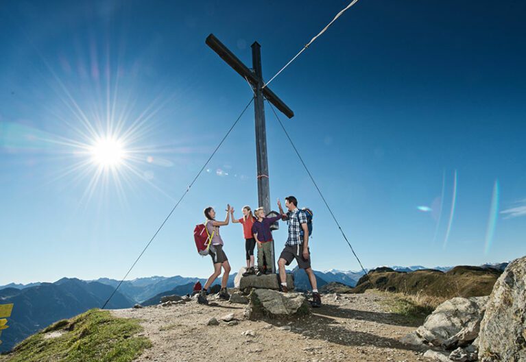 Familienwanderungen im Sommerurlaub in Flachau, Salzburger Land 